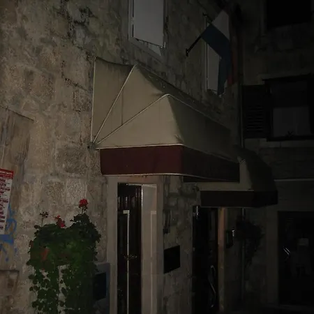 Paradiso Appartement *