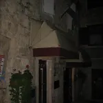 Paradiso Apartment *