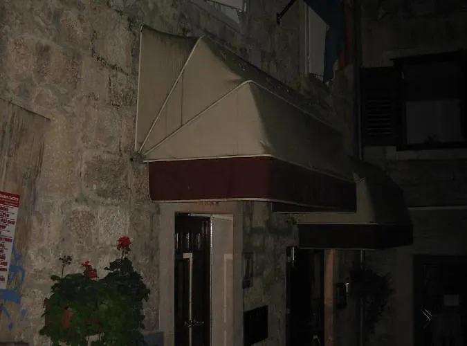 Paradiso アパート *